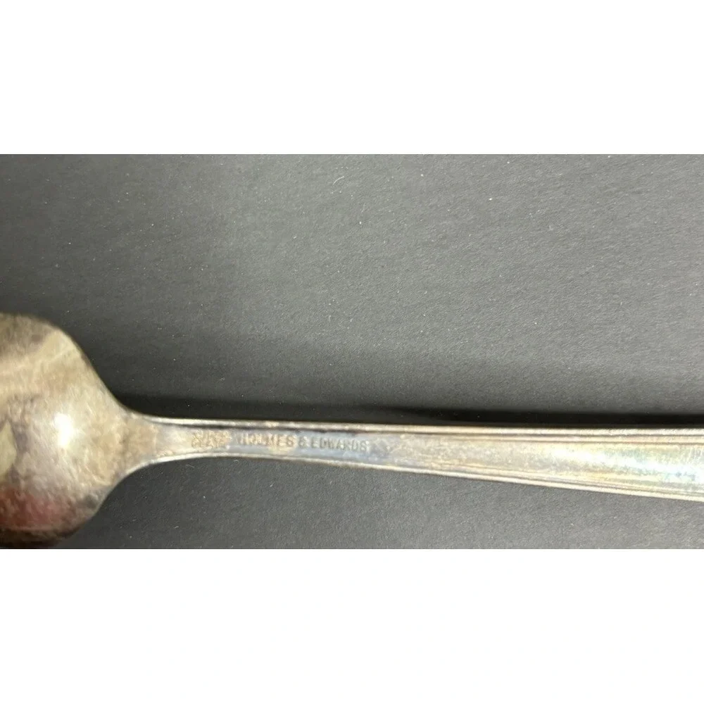 4 International Century Fruit Spoons 5 7/8
